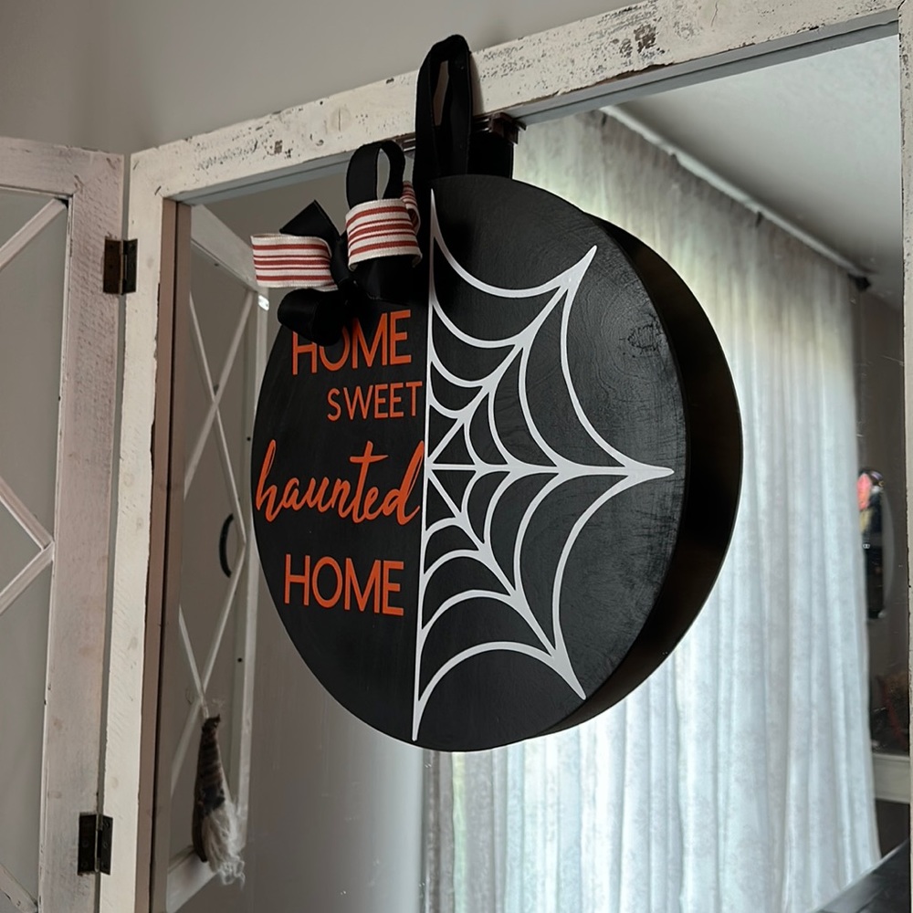 Halloween sign
